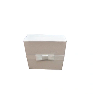 Wholesale Biodegradable Cosmetic Packaging Boxes with Your Own Logo